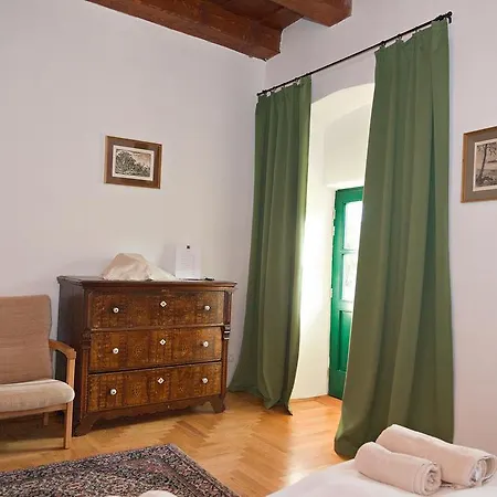 Barta Pince Vendeghaz 3*