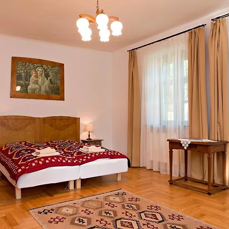 Barta Pince Vendeghaz בית הארחה